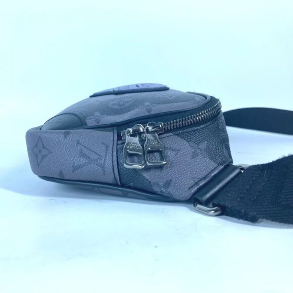 LOUIS VUITTON NIGO Monogram-Stripe MonogramEclipse Modular Sling Belt Bag - Picture 4 of 16